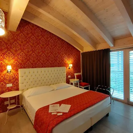 Nuova Opera Casa de hóspedes Verona