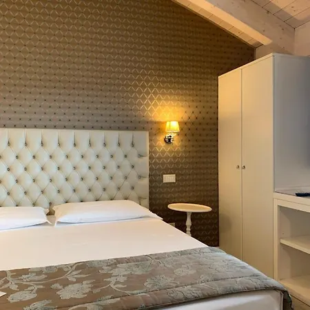 Guest house Nuova Opera 2*